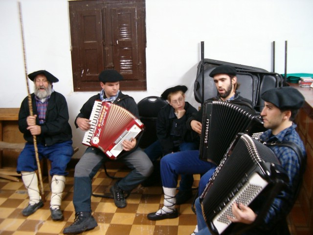 Nochebuena-Ibiriku(2003) 035.jpg